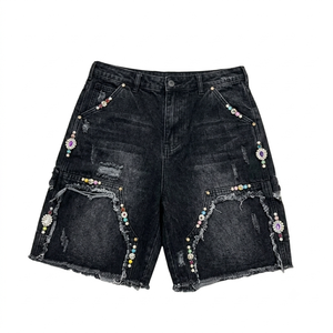 Nuevos pantalones cortos de mezclilla para hombre de alta calidad con lavado ácido, 100% algodón, con logotipo personalizado y pedrería. - Product Image 2