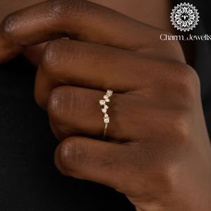 Bague de fiançailles Charm Jewells en moissanite taille coussin motif fleur, en argent 925, sertie à griffes, style classique pour femme, certifiée IGI, or 3g - Product Image 6