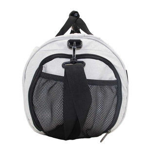 Wholesale Duffle Bags Luggage Backpack Unisex Traveling fitness Gym Bag Embroidery Canvas Made Duffle Bag - Product Image 3