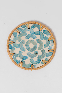 Ensemble de 4 dessous-de-verre en rotin tressé à la main avec incrustations de nacre et support, dessous-de-verre ronds en rotin pour boissons - Product Image 2