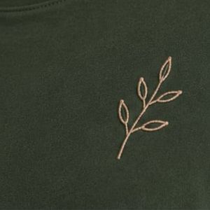 Customized Forest Green Women Crew Neck Minimal <b>Leaf</b> Embroidery T Shirt Casual Soft Breathable Summer Custom OEM Fashion Tee Top - Product Image 6