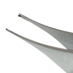 Pinzas Quirúrgicas Adson con Dientes, Punta Fina, Instrumento de Acero Inoxidable de Alta Precisión para Aplicaciones Médicas - Product Image 6