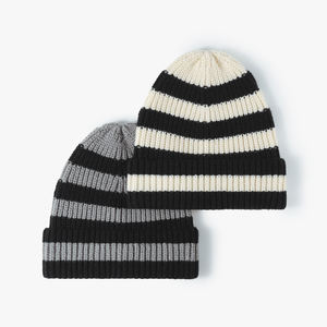 Gorros de Invierno Disponibles, Gorros de Alta Calidad Personalizados en Oferta, Gorros Unisex para Exteriores con Diseño de Calavera, Gorros de Jacquard con Logotipo Personalizado - Product Image 5