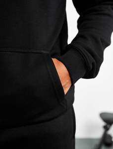 Men's <b>Black</b> Hooded Sweatshirt Solid Color Cotton <b>Fleece</b> Casual Fit Autumn Style Regular Sleeve Breathable Knitted Hoodie - Product Image 4