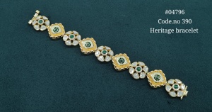 Bracelet Kundan Sovereign plaqué or, pierres Kundan, laiton, bijoux ethniques Kundan pour mariage et fêtes. - Product Image 6