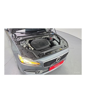 Volvo S90 T5 Inscription 2019, 72,125 km, Caja de Cambios Automática, Asientos de Cuero, Cámara Trasera, Volante a la Izquierda - Product Image 6