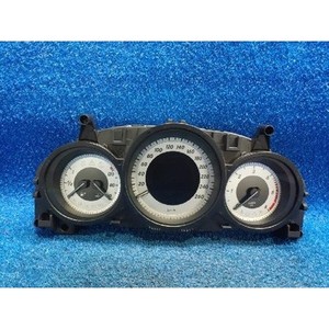 ชุดหน้าปัดเรือนไมล์มือสองสำหรับรถยนต์ C-class รุ่น A2049004609 - Product Image 1