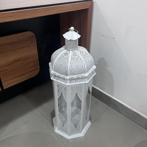 Lanterne marocaine en fer et verre, design artisanal, décoration d'intérieur, finition blanche, Noël, L609 - Product Image 4