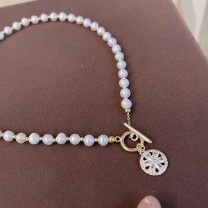 สร้อยคอไข่มุกน้ำจืด 6-7 มม. ดีไซน์หรูหรา สายคล้องคอแบบหัวเข็มขัด OT  ความยาว 40 ซม.  ลดราคา - Product Image 2