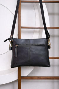 Bolso de Mano de Cuero Vacuno, Bolso Bandolera de Cuero Tallado a Mano, Estilo Bohemio Gitano, Hecho a Mano, Estilo Occidental, Multiusos - Product Image 4