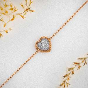 สร้อยข้อมือประดับเพชรทรงหัวใจสีขาวทองคำขาว - Product Image 3