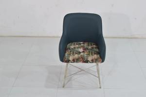 Chaise de salle à manger capitonnée moderne de luxe, structure en bois, assise en tissu, mobilier d'intérieur pour la maison, le bureau, la chambre, les mariages, vente en gros - Product Image 6