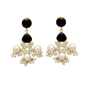 Boucles d'oreilles pendantes vintage en onyx noir, zircone cubique et perle d'eau douce, plaqué or 24 carats, en laiton, pour femme, mariage, 3 niveaux - Product Image 1