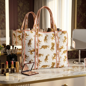 Sac fourre-tout confortable en fibre de coton pour femme, motif tigre matelassé avec passepoil contrastant, sac fourre-tout de haute qualité - Product Image 2