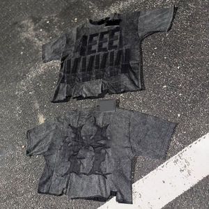 เสื้อยืดดิสเทรสสั่งทำราคาขายส่งพร้อมโลโก้แบบวินเทจ สีพื้น พร้อมลายปักแบบดิสเทรส - Product Image 6