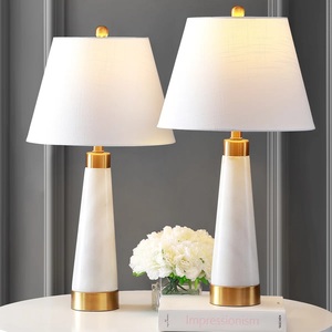 Par de Lámparas Decorativas Modernas de Mármol con Detalles en Oro Refinado, Luz Cálida Ambiental y Estilo Premium para el Hogar - Product Image 3