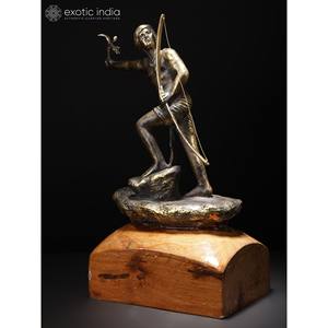 14 \ "Escultura artesanal Birsa Munda Obra de arte fina en la categoría de esculturas - Product Image 4