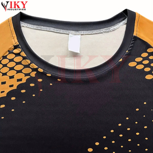 Traje de Compresión Deportivo Personalizado Sublimado de Manga Larga y Leggings para Gimnasio y Entrenamiento, Nuevo y Moderno, de Buen Proveedor - Product Image 5