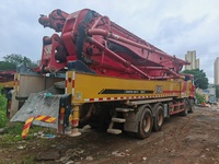 Bomba de Concreto Sany Usada de Alto Rendimiento 60m 2022 con Pluma Plegable de 5 Secciones, Motor Diésel y Chasis-Transmisión Integrado - Lista para Usar