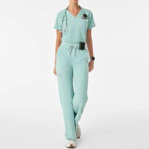 Uniforme Médico Profesional, Cómodo y Duradero para Trabajadores de la Salud, Enfermeras, Doctores y Estudiantes de Medicina - Product Image 1