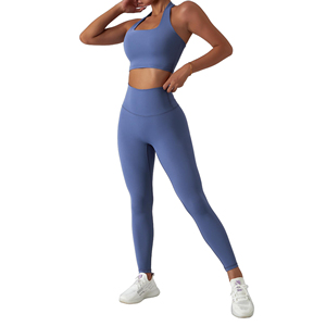 Conjuntos de Yoga para Mujer de Alta Calidad, Color Sólido, Antibacterianos, de Secado Rápido, Transpirables, con Logotipo Personalizado OEM, Ropa de Yoga Elegante - Product Image 2