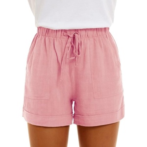 Shorts pour femmes personnalisés par le fabricant, respirants, imperméables, écologiques, séchage rapide, avec poches et fermetures éclair, sublimés 100% - Product Image 4