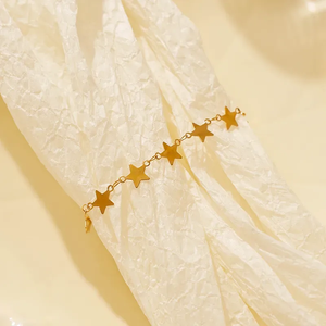 Pulsera Pentagrama Unisex con Cadena Hecha a Mano en Acero Inoxidable 304 con Baño de Oro de 18K - Product Image 5