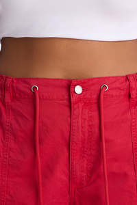 Pantalones Utilitarios Unisex OEM de Pierna Ancha con Cordón, Rojos Lavados, Estilo Casual Urbano, Proveedor de Pantalones para Hombre - Product Image 6