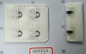 ตะขอเกี่ยวเสื้อชั้นใน UD0213 พร้อมอุปกรณ์สีเงิน - Product Image 1