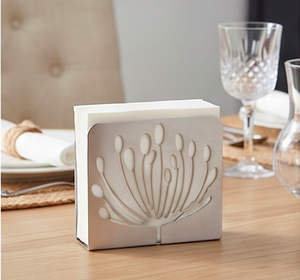 Porte-serviettes en métal en acier inoxydable au design élégant, parfait pour une utilisation sur table lors de mariages, à la maison et en cuisine - Product Image 3