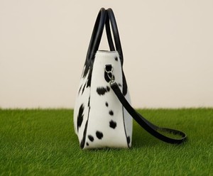 Sac fourre-tout en cuir véritable avec fourrure, fermeture éclair, couleur et logo personnalisables, prêt à la vente, qualité boutique, motif uni - Product Image 2