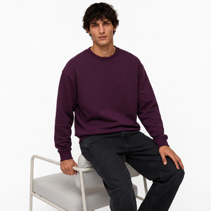 Sweat-shirt personnalisé pour homme en molleton brossé, coupe oversize, avec motif brodé personnalisé, finition teintée vintage et poignets côtelés - Product Image 5