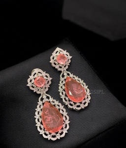 Magnifiques Boucles d'Oreilles Pendante en Laiton Plaqué Argent avec Moissanite de Qualité Supérieure pour Femmes et Filles – Collection Tendance pour Soirées – ÉTONNANTES - Product Image 2