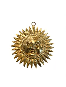 Décoration murale artisanale en laiton, visage de soleil, art céleste sacré, protection spirituelle, plaque murale vintage en métal - Product Image 1