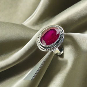 Anillo de Plata de Ley 925 Más Vendido, Anillo de Declaración con Gema de Rubí Rojo Hecho a Mano, Engaste de Bisel, Corte Ovalado, Clásico, Unisex, para Bodas y Fiestas - Product Image 1