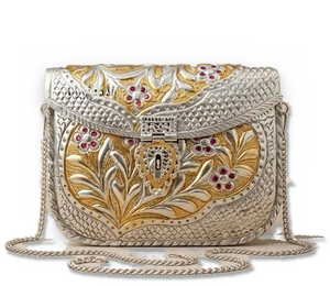 Bolso de Mano Artesanal de Latón Repujado con Diseño Floral, Estilo Vintage, Casual, para la Noche, con Cadena Cruzada Metálica, para Bodas y Eventos - Product Image 1