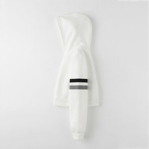 Sudadera con Capucha Corta Blanca para Mujer, con Logotipo Personalizado al por Mayor, Manga Larga con Rayas, Sudadera Informal de Punto para Otoño e Invierno - Product Image 3