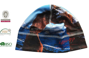 Chapeau beanie tendance en polyester et élasthanne avec logo personnalisé, confortable et de haute qualité pour hommes et femmes - Product Image 3