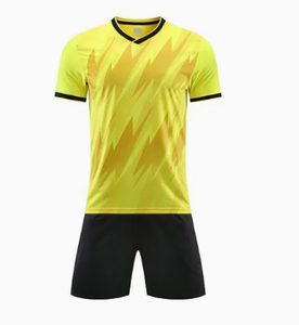 Camiseta de Fútbol con Estampado Digital Personalizado de Fábrica, Camiseta Deportiva de Secado Rápido con Cuello en V, 100% Poliéster, Uniformes Ligeros y Ecológicos - Product Image 6