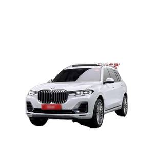 BMW X7 XDrive40i Octobre 2022 119 160 km 7 places avec caméra de recul Boîte de vitesses automatique Sièges en cuir Conçu pour l'excellence - Product Image 1