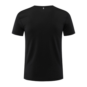เสื้อยืดวิ่งกีฬาคุณภาพสูง แห้งเร็ว ทรงพอดีตัว รับสกรีนโลโก้ ผลิตจากโพลีเอสเตอร์ผสมสแปนเด็กซ์ เสื้อยืดออกกำลังกาย เสื้อผ้ากีฬาสำหรับผู้ชาย - Product Image 2