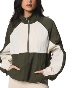 Chaqueta cortavientos con cordón ajustable en colores otoñales para mujer, con logotipo personalizado y cremallera completa, en oferta. - Product Image 1