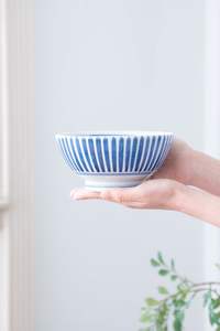 Tazones de Cerámica con Patrones Atrevidos y Colores Vibrantes para Decoración de Mesa de Cocina y para Entretener Invitados - Product Image 5