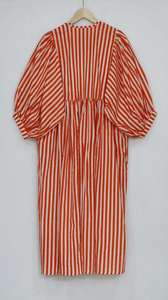 Vestido de Gasa de Algodón con Rayas Naranjas |   Vestido midi con estampado a mano - Product Image 5