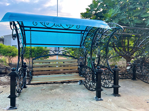 Elegant Wrought Iron Swing - Heavy Duty Metal <b>Hanging</b> Porch Bench <b>Seat</b> with Chains for Your Outdoor Garden, Patio and Backyard - Product Image 3