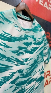 Maillot de football unisexe à manches courtes et col rond, imprimé vague sublimé, en polyester anti-humidité, personnalisable avec le nom de l'équipe, vêtement d'été - Product Image 4