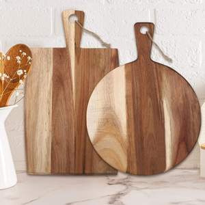 Tabla de Cortar Cuadrada de Madera de Olivo Hecha a Mano, Grosor de 12 mm, Duradera y Sostenible, Tabla Rústica para Picar, Bandeja para Servir - Product Image 2