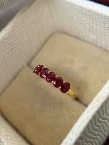 Anillo Sofisticado de Rubí Natural, Corte Ovalado, Media Eternidad, Plata de Ley 925, Chapado en Oro de 14K, para Compromiso o Propuesta de Matrimonio - Product Image 6