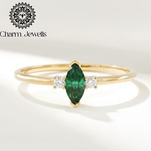 แหวนหมั้น Charm_Jewells ชุบทอง 22k เงินแท้ ประดับเพชรโมอิสซาไนต์ทรงคุชชั่น ตัวเรือนแบบหนามเตย รับรองโดย IGI น้ำหนัก 3 กรัม ดีไซน์คลาสสิกสำหรับทุกเพศ - Product Image 1