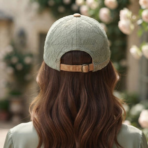 Casquette de baseball tendance pour femme en dentelle avec détails floraux, ajustable, idéale pour l'été, la plage, les voyages et la mode urbaine - Product Image 3